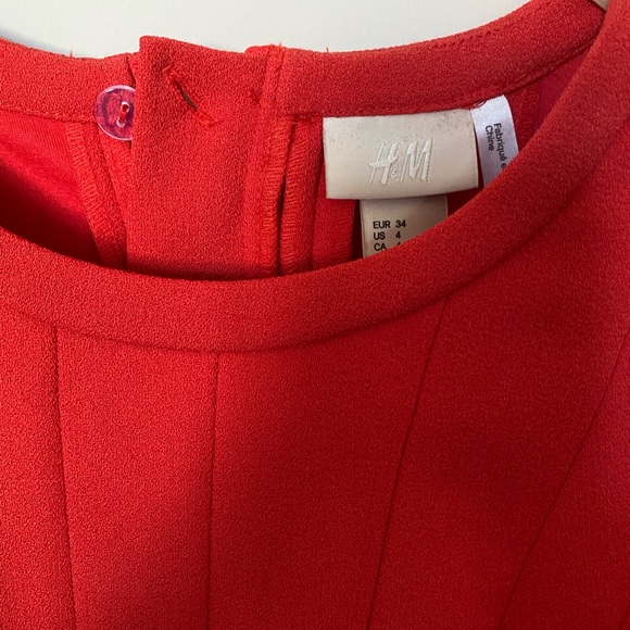 H&M dress - Picture 2 of 4